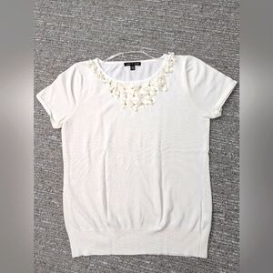 Cable & Gauge Pearl White Sweater With Flower Appliques Around Neckline